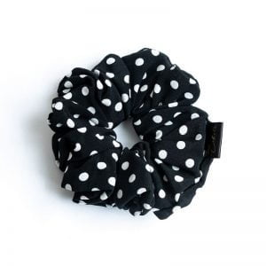 Crna polka scrunchie